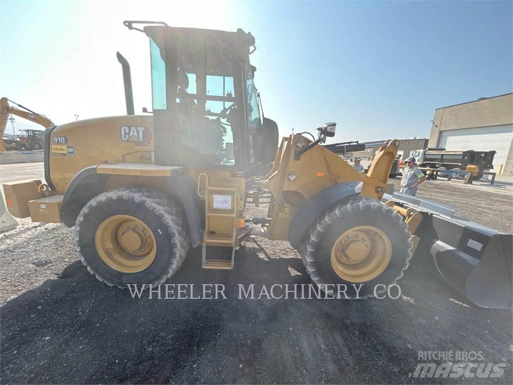 CAT 910 Ładowarki kołowe