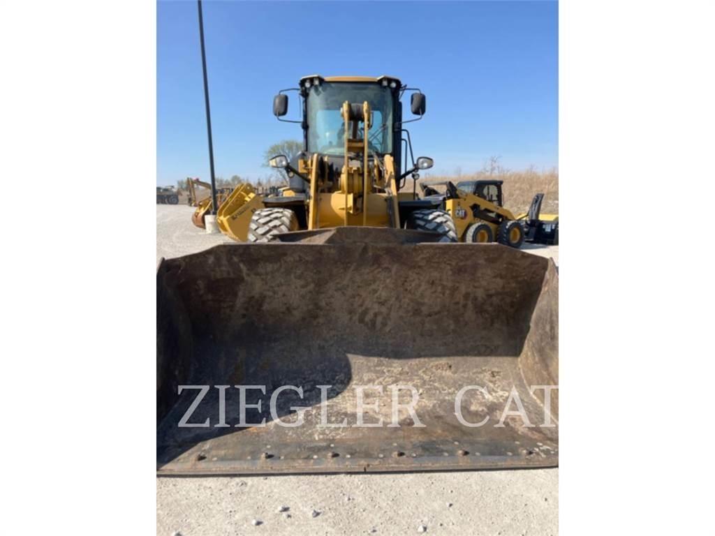 CAT 924K Ładowarki kołowe