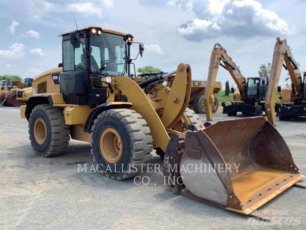 CAT 926M Ładowarki kołowe