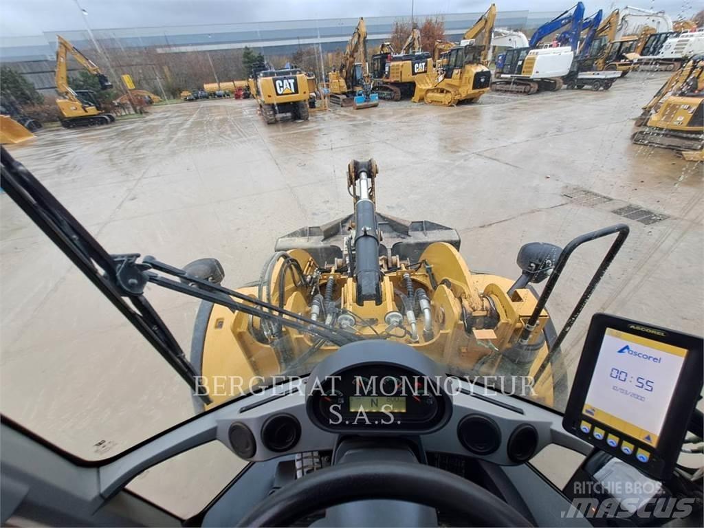 CAT 926M Ładowarki kołowe