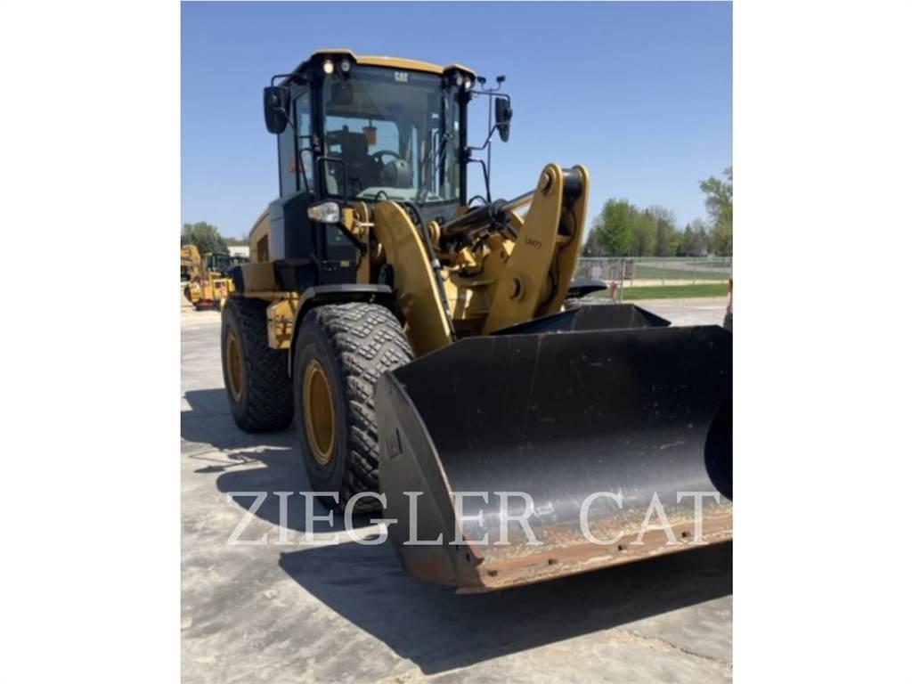 CAT 926M Ładowarki kołowe