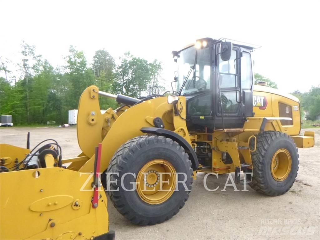 CAT 926M Ładowarki kołowe