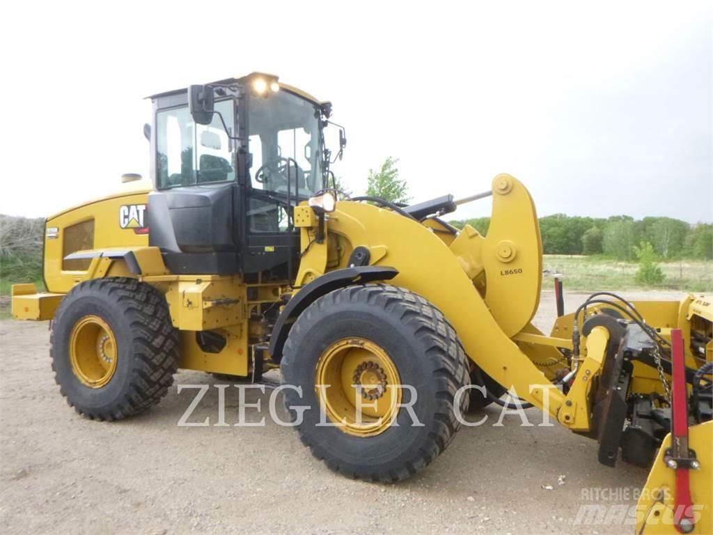 CAT 926M Ładowarki kołowe