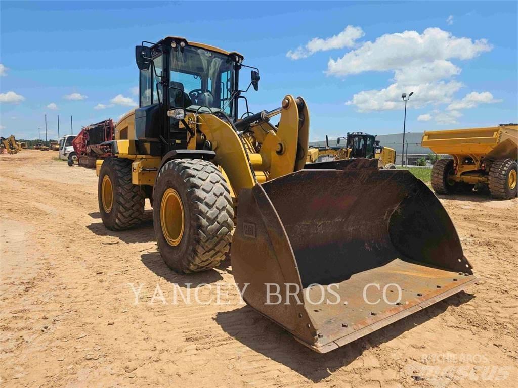 CAT 926M Ładowarki kołowe