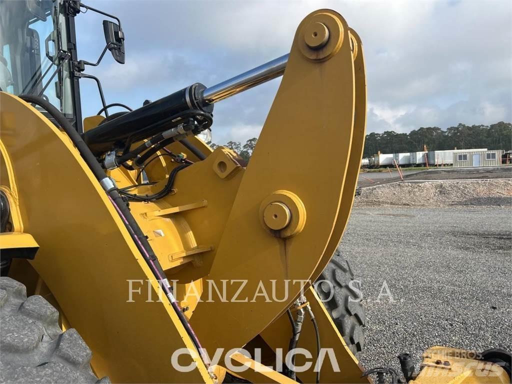 CAT 926M Ładowarki kołowe