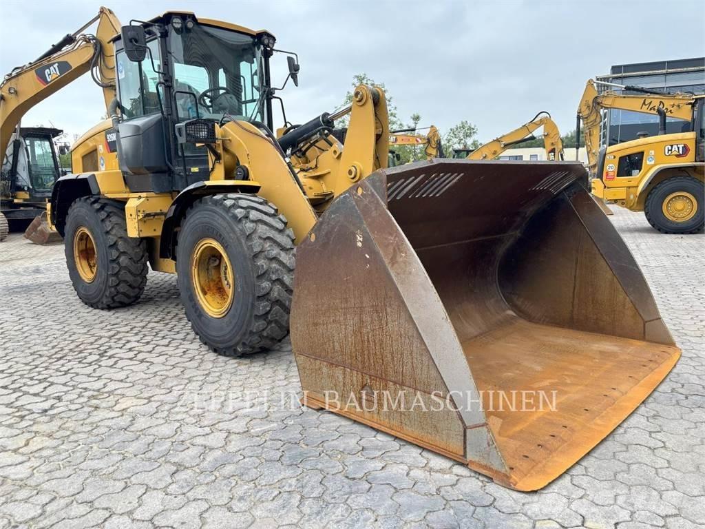 CAT 926M Ładowarki kołowe