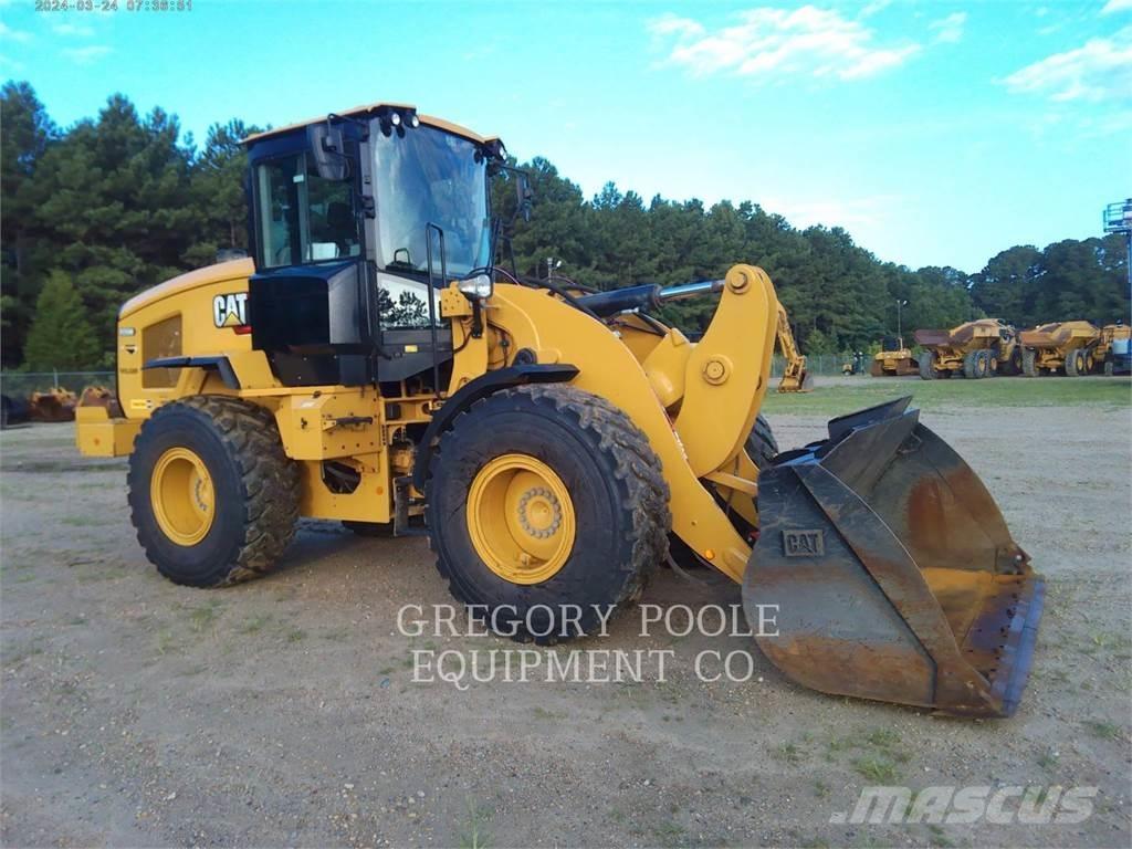CAT 926M Ładowarki kołowe