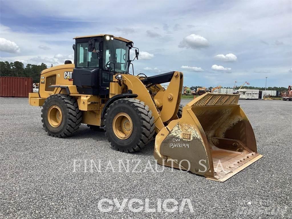 CAT 930 Ładowarki kołowe