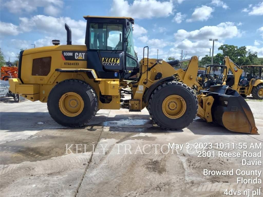 CAT 930M Ładowarki kołowe