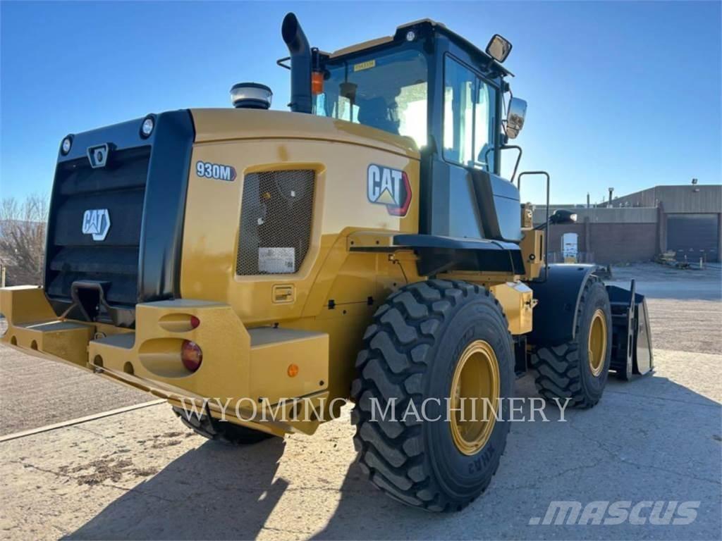 CAT 930M Ładowarki kołowe