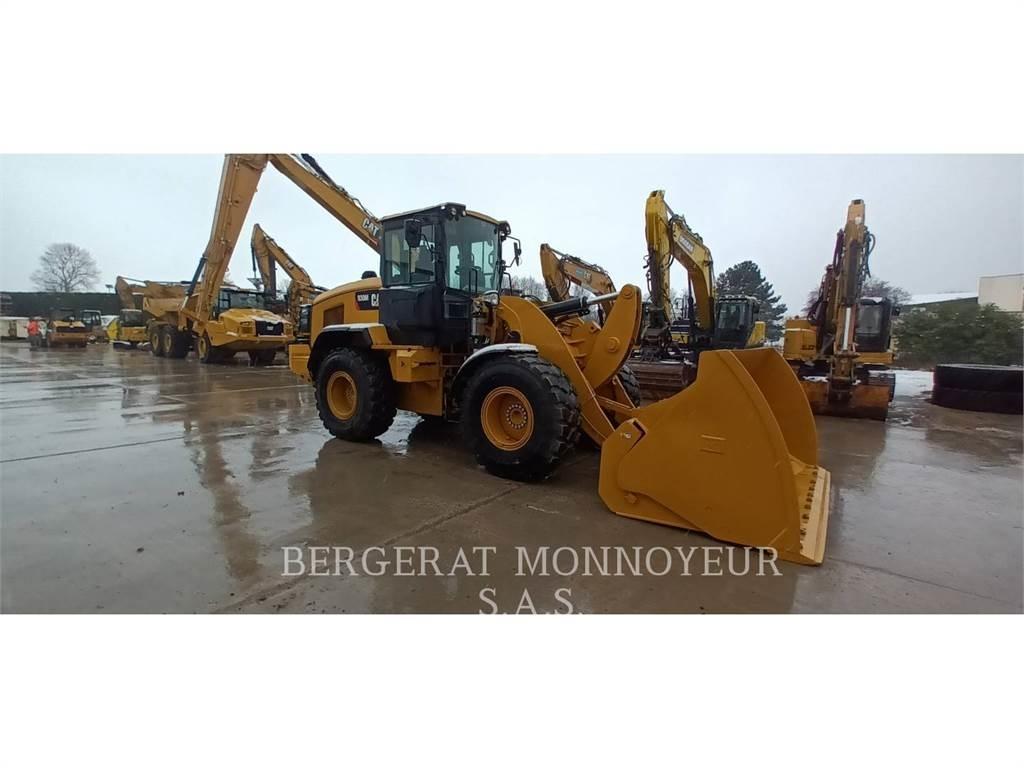 CAT 930M Ładowarki kołowe
