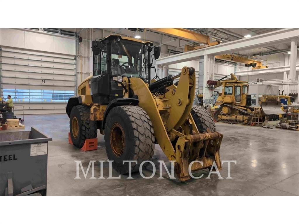 CAT 930M Ładowarki kołowe