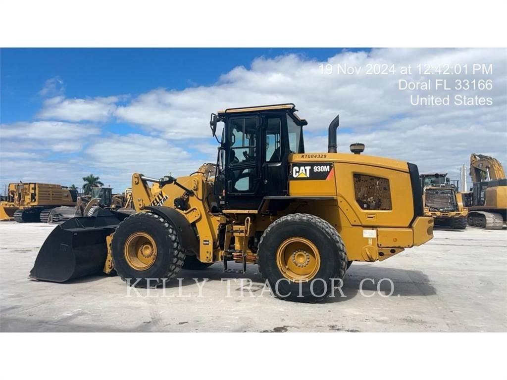 CAT 930M Ładowarki kołowe