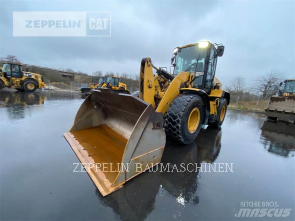 CAT 930M Ładowarki kołowe