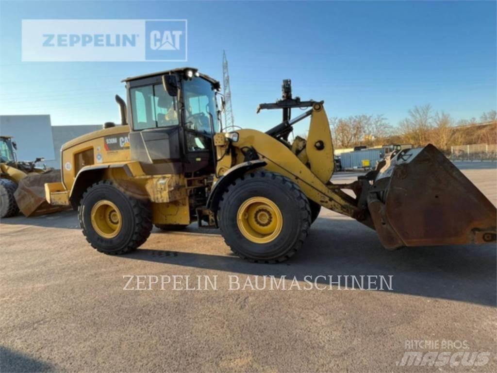 CAT 930M Ładowarki kołowe