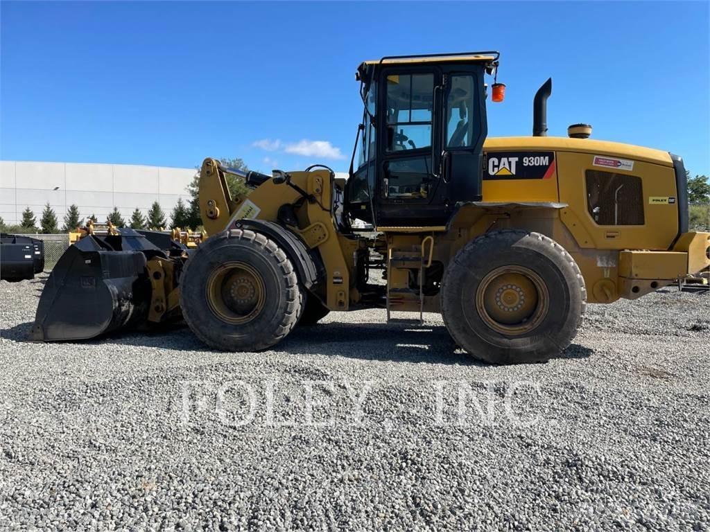 CAT 930M Ładowarki kołowe