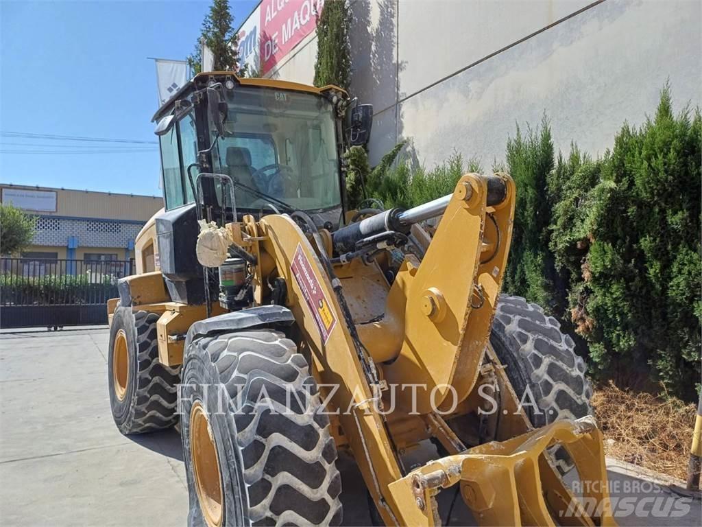 CAT 930M Ładowarki kołowe