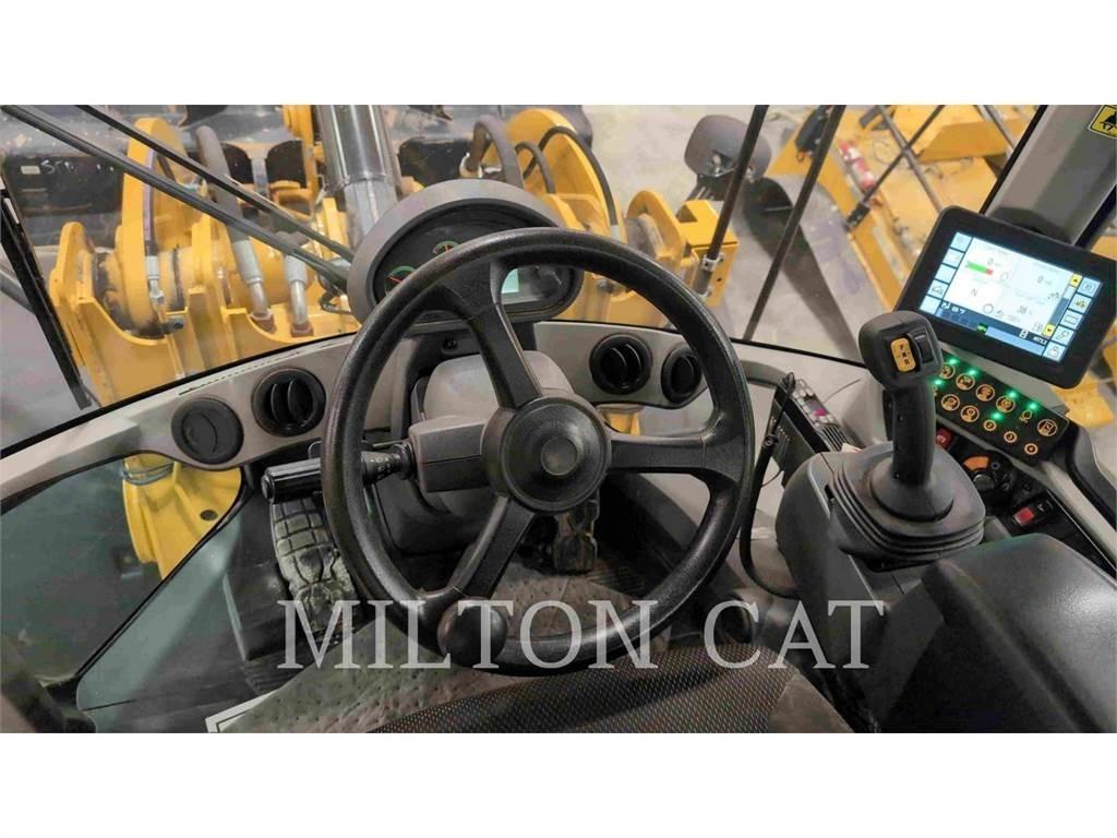 CAT 930M Ładowarki kołowe
