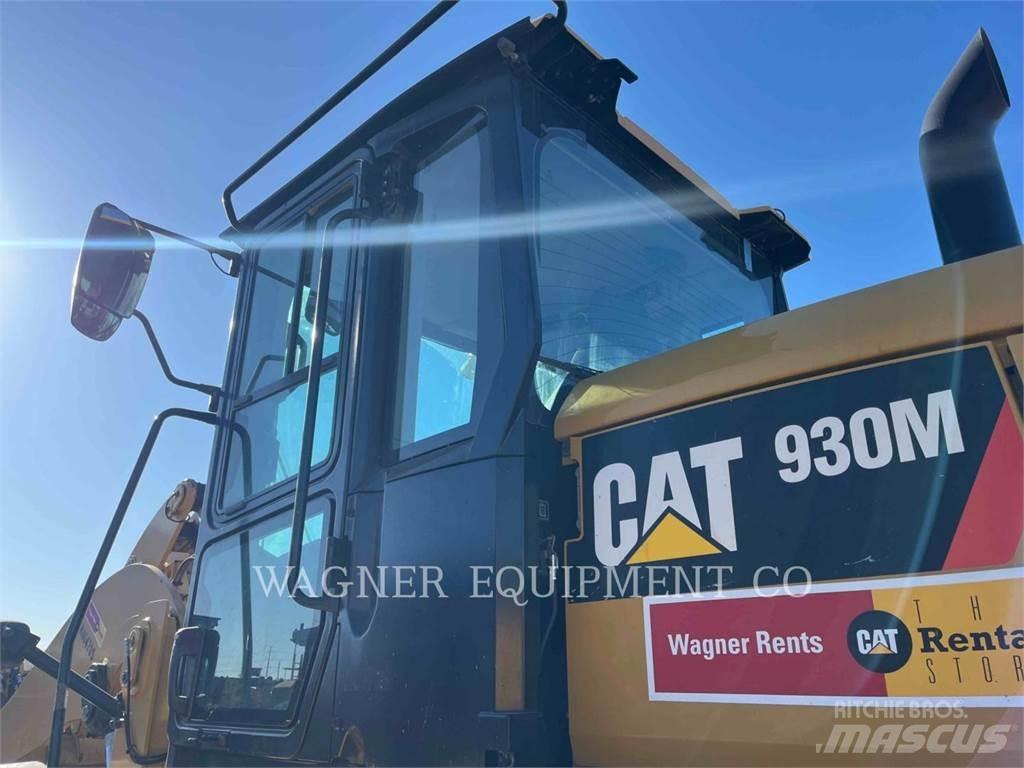 CAT 930M Ładowarki kołowe