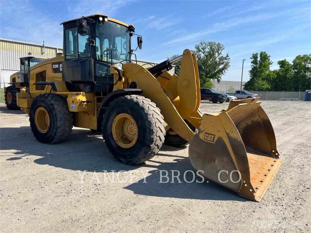 CAT 930M Ładowarki kołowe