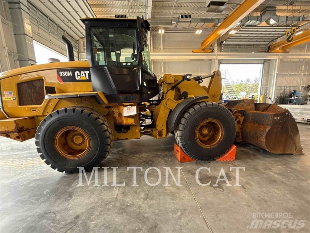 CAT 930M Ładowarki kołowe