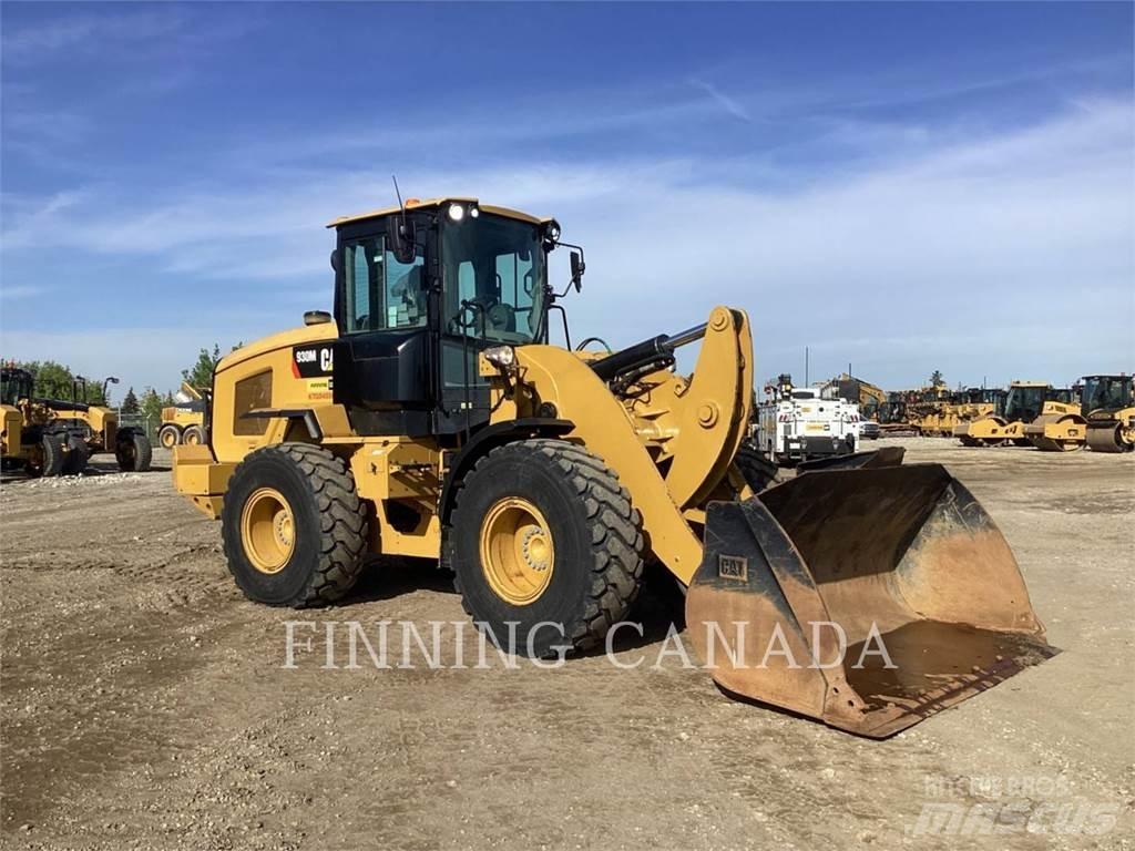 CAT 930M Ładowarki kołowe