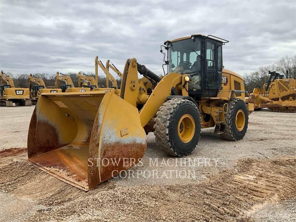 CAT 930M Ładowarki kołowe