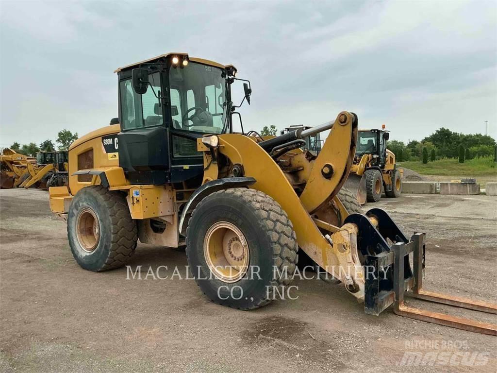CAT 930M Ładowarki kołowe