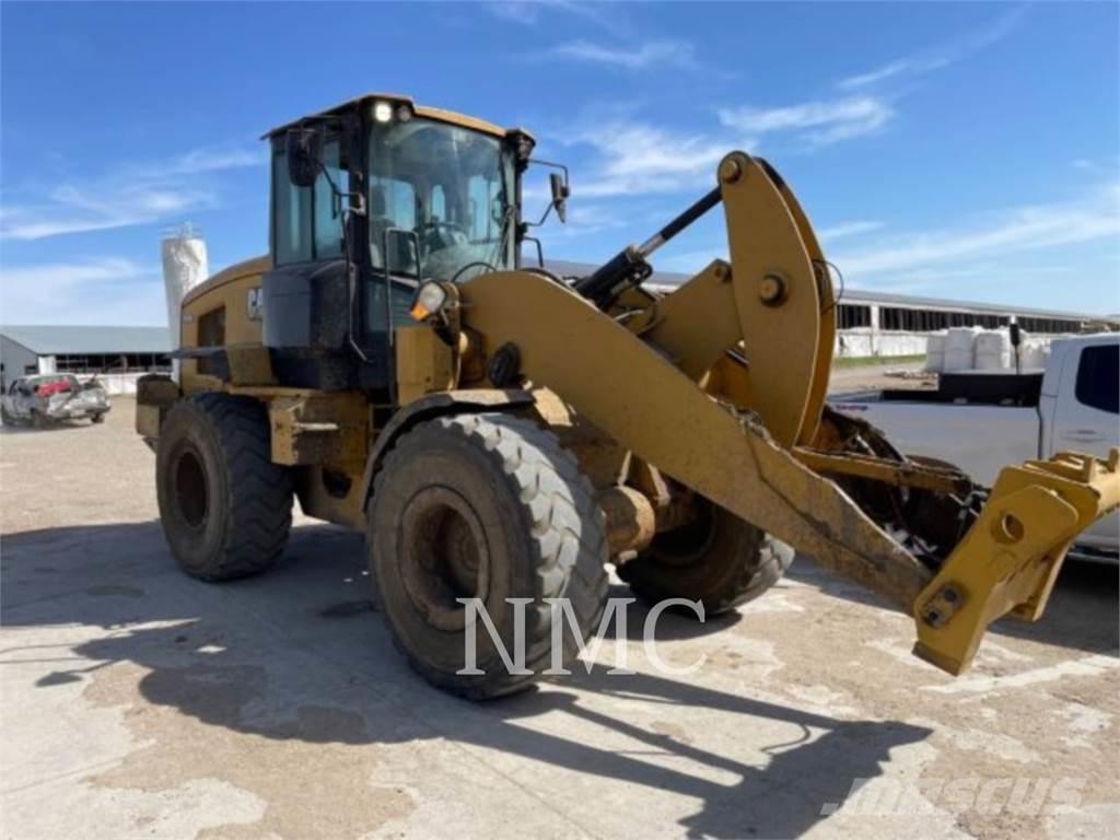 CAT 930M Ładowarki kołowe