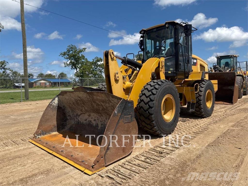 CAT 930M Ładowarki kołowe