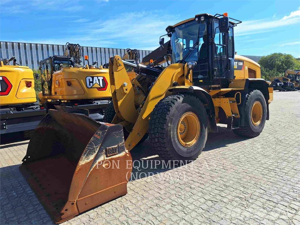 CAT 930M Ładowarki kołowe