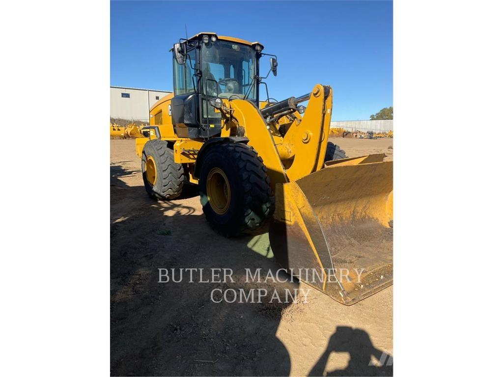 CAT 930M Ładowarki kołowe