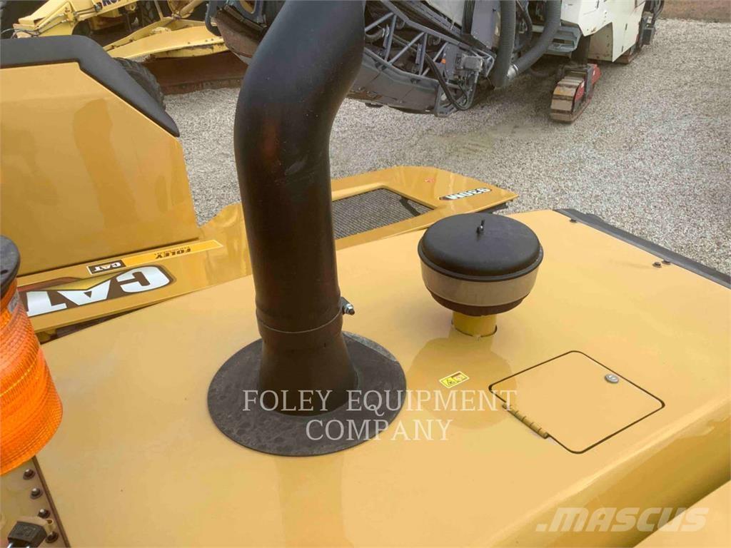 CAT 930M Ładowarki kołowe