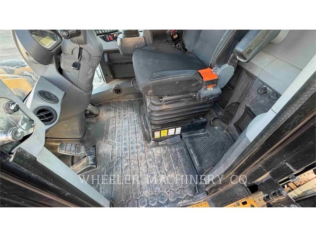 CAT 930M QC Ładowarki kołowe