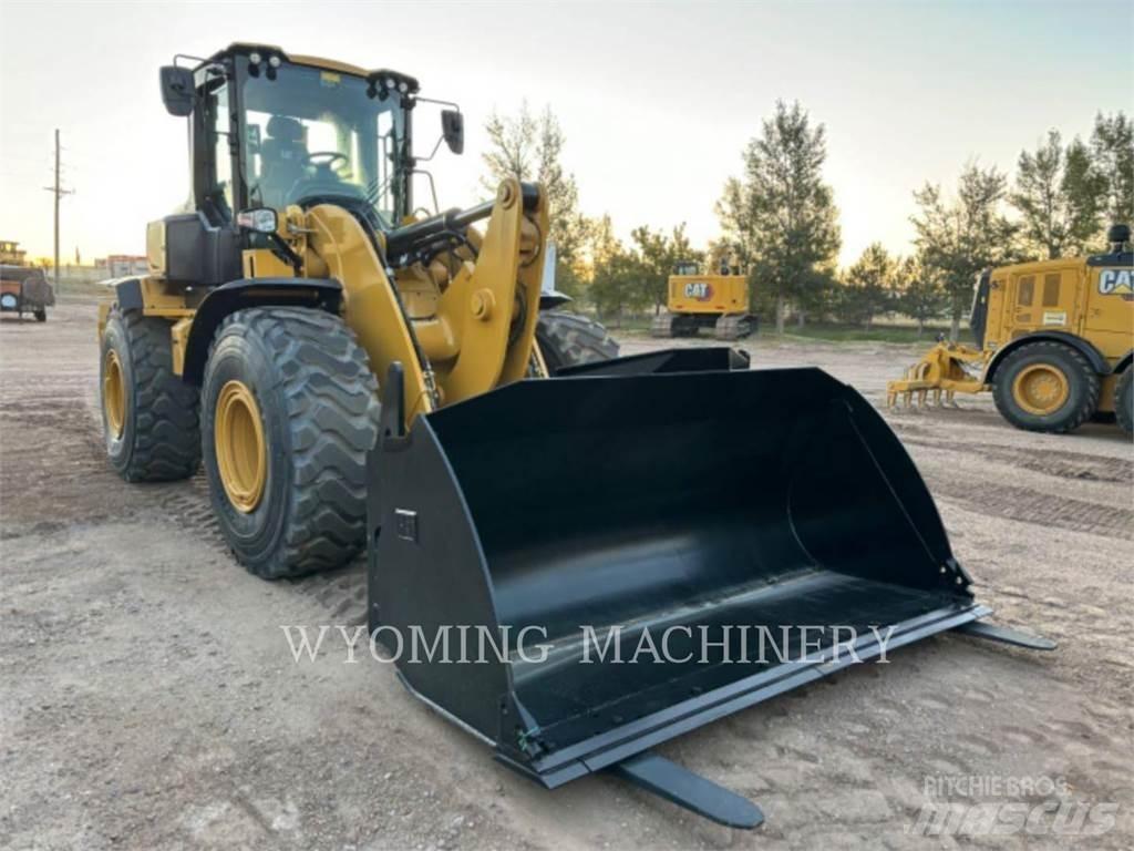 CAT 938 Ładowarki kołowe