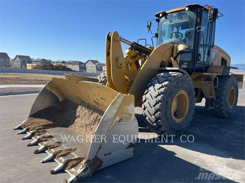 CAT 938 Ładowarki kołowe