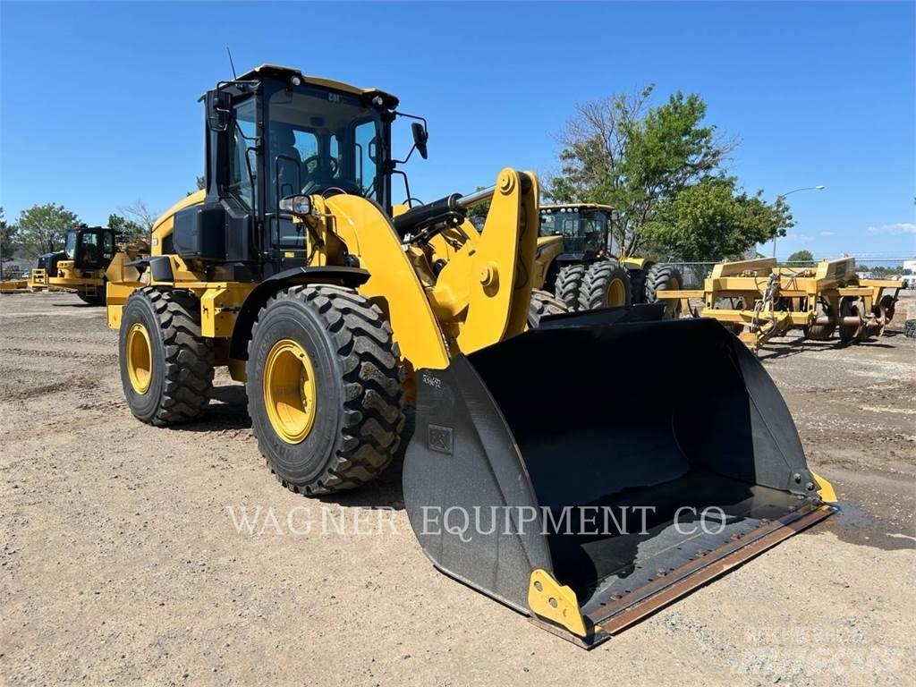 CAT 938 Ładowarki kołowe