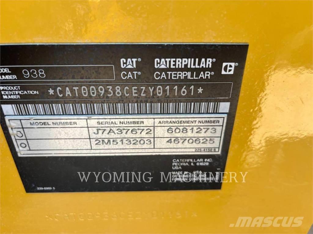 CAT 938 Ładowarki kołowe