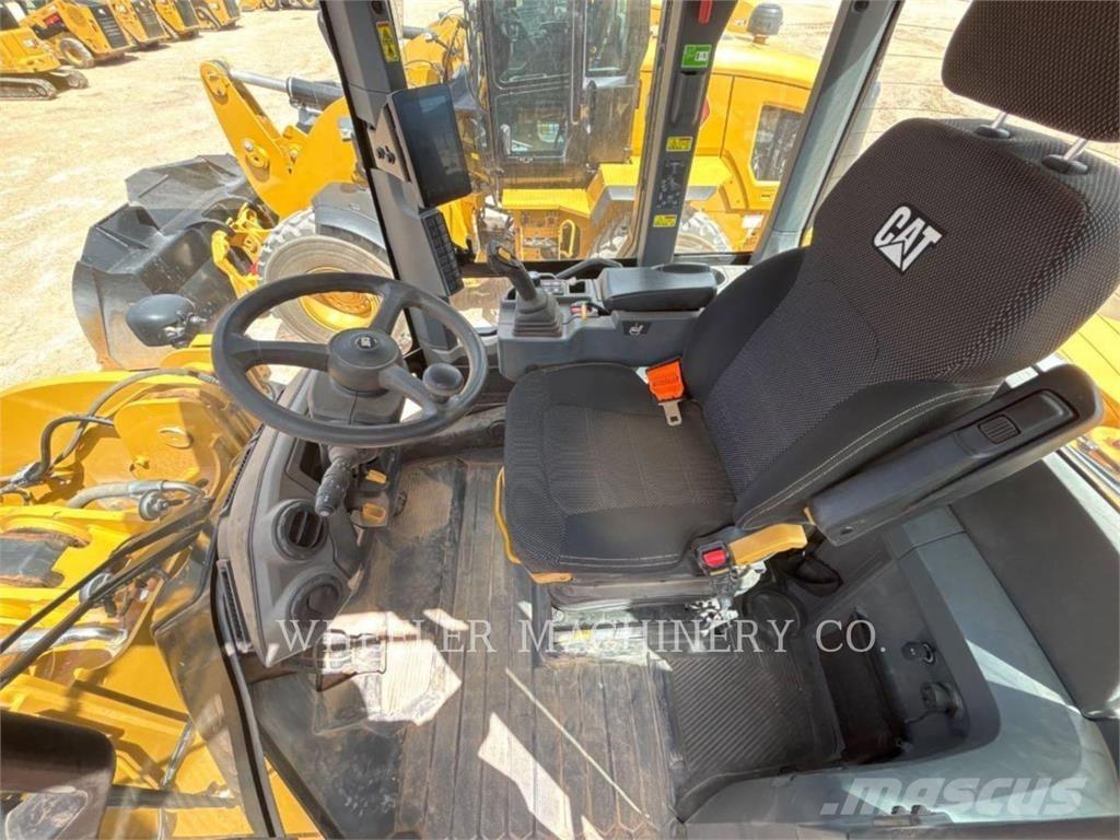 CAT 938 QC Ładowarki kołowe