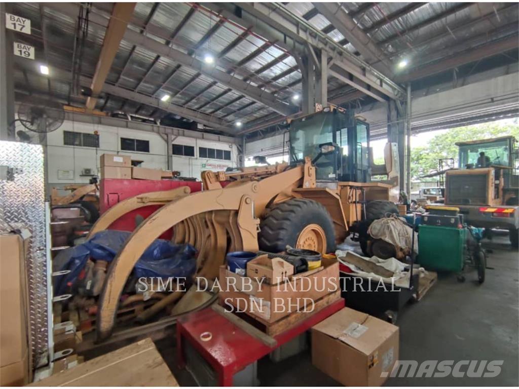 CAT 938H Ładowarki kołowe