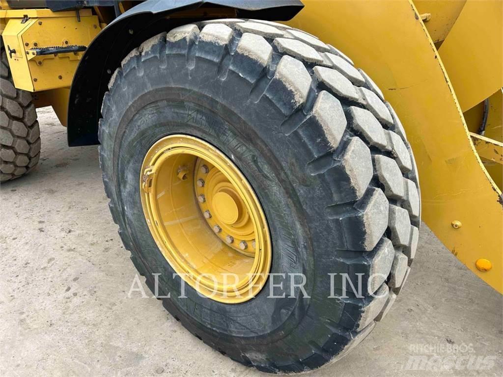 CAT 938M Ładowarki kołowe