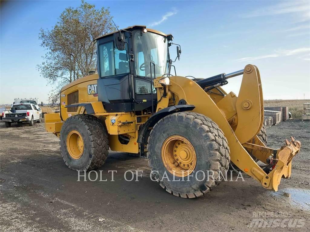 CAT 938M Ładowarki kołowe