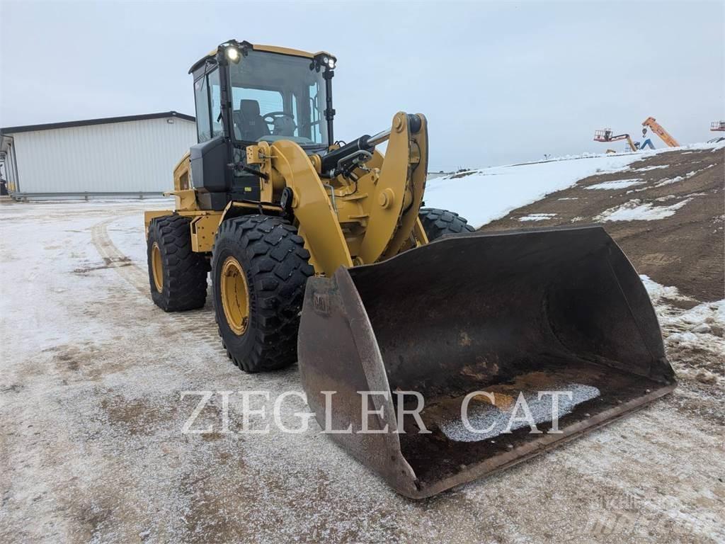 CAT 938M Ładowarki kołowe
