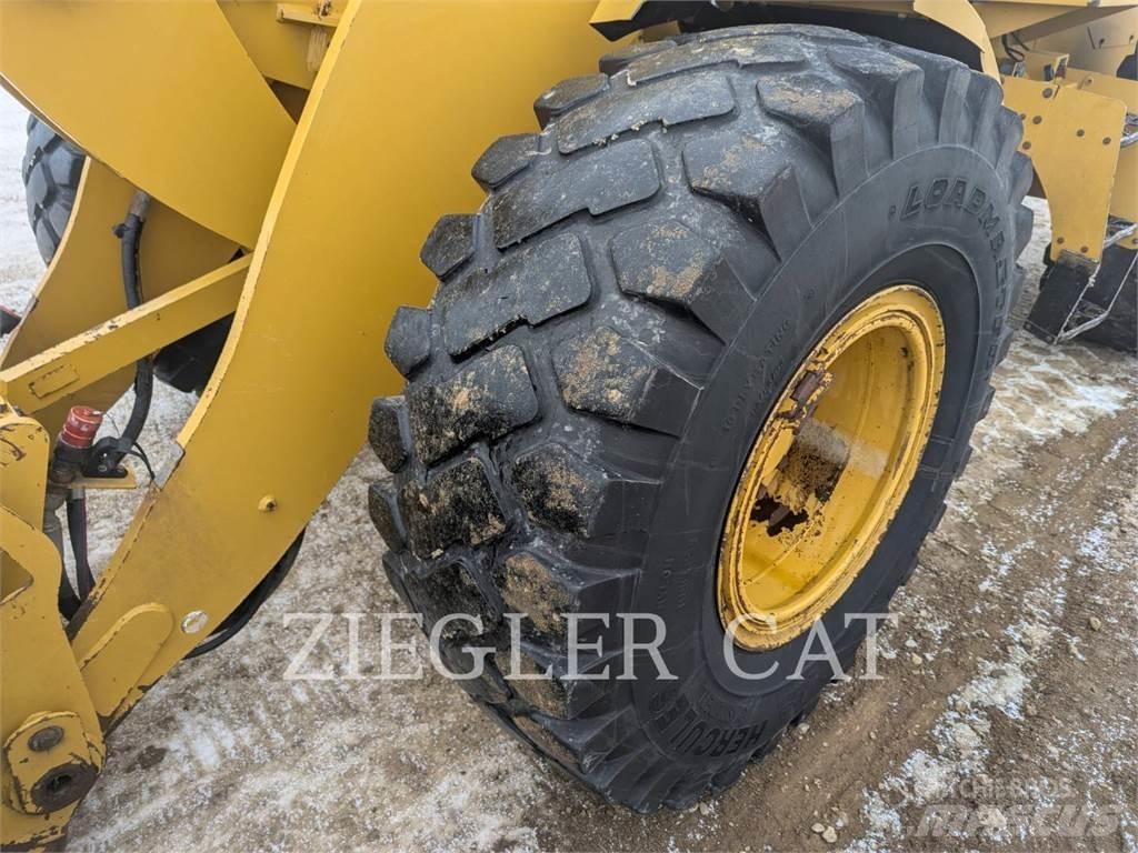 CAT 938M Ładowarki kołowe