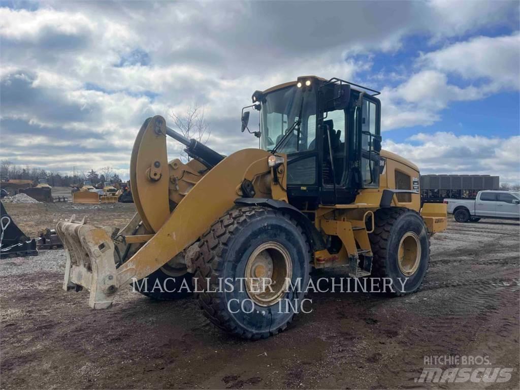 CAT 938M Ładowarki kołowe