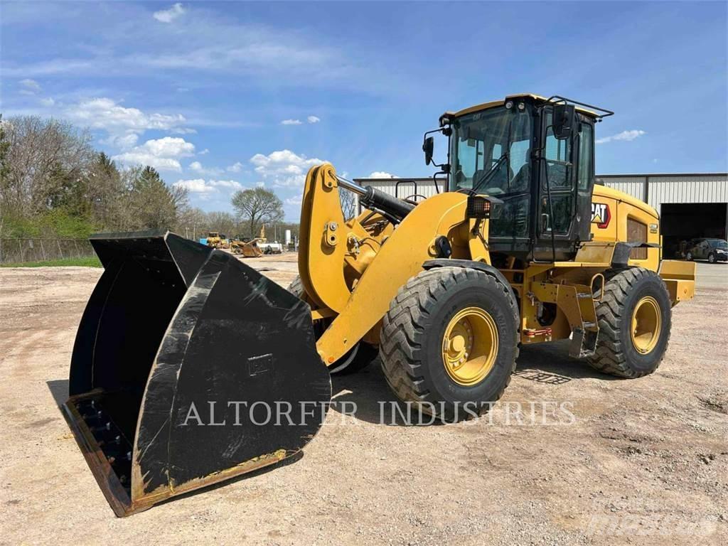 CAT 938M Ładowarki kołowe