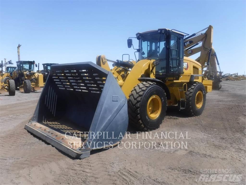 CAT 938M Ładowarki kołowe