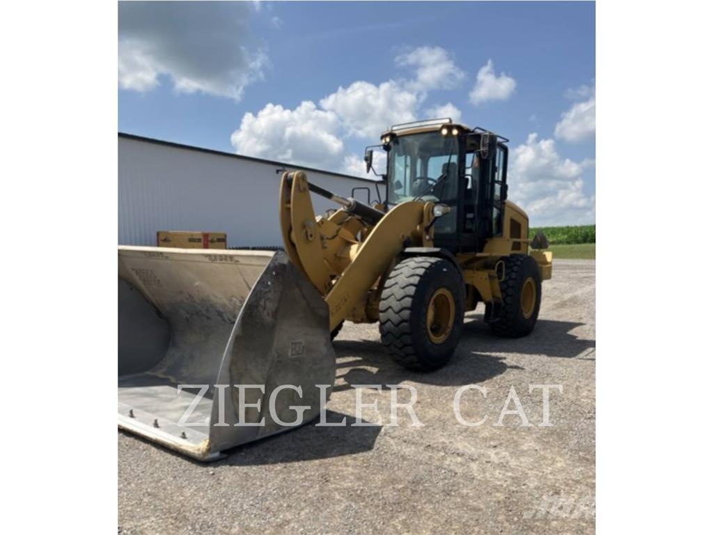 CAT 938M Ładowarki kołowe