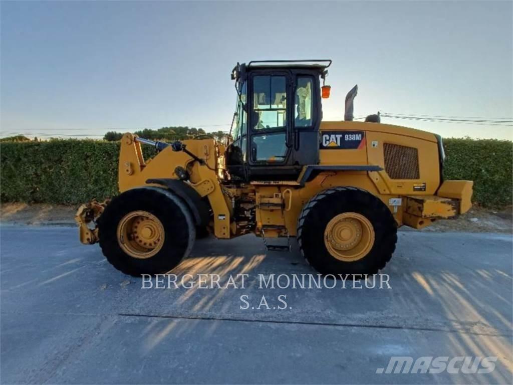 CAT 938M Ładowarki kołowe