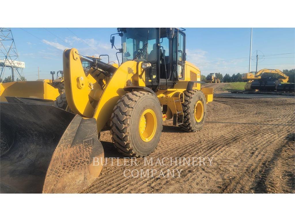 CAT 938M Ładowarki kołowe